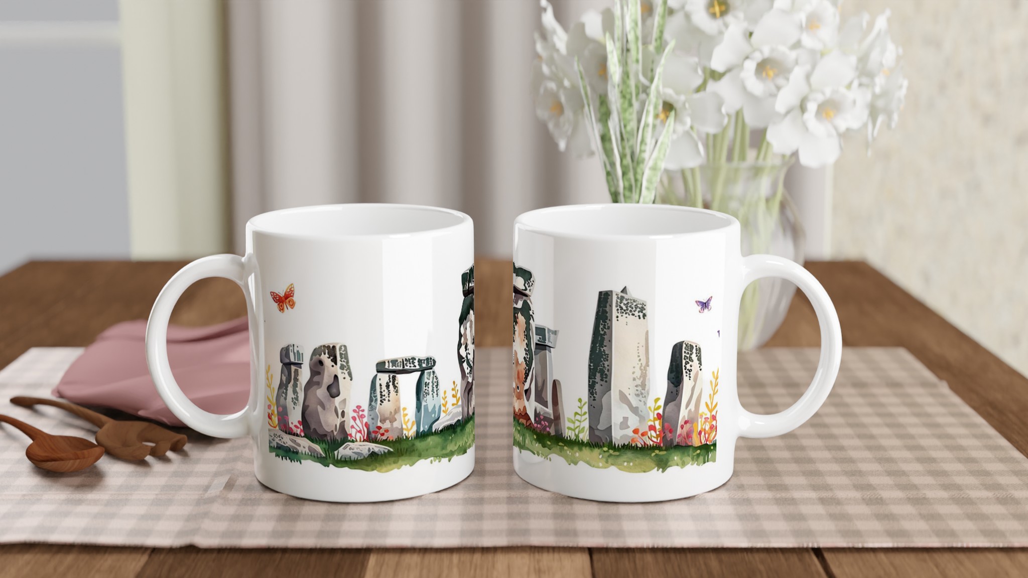 Stonehenge & Butterflies Akvarellmugg – 11 oz Keramikmugg i ditt val av 7 färger 10 39d726db-b667-45da-8782-efbe5c25aa6c