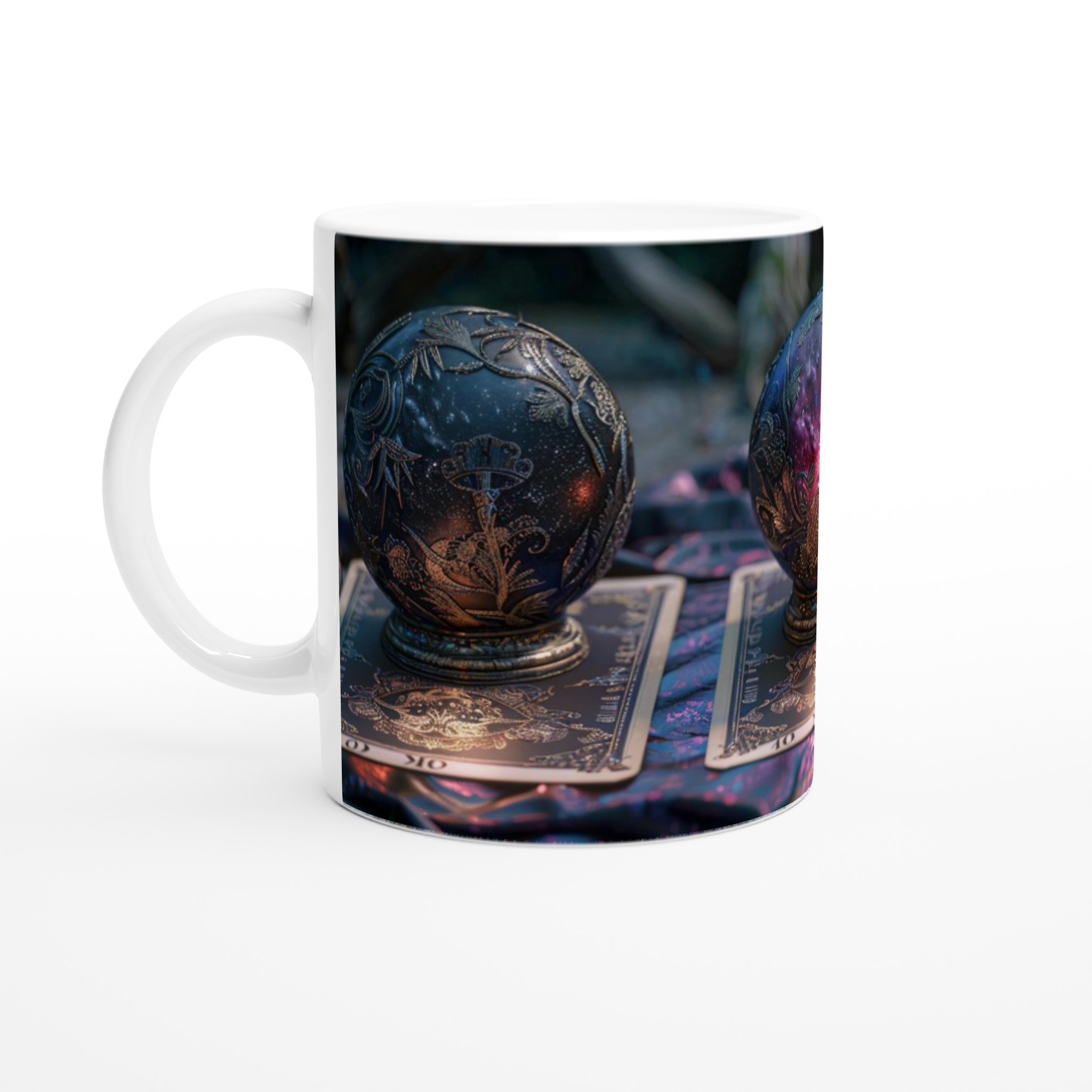 Mystisk Kristallkula Keramikmugg - Kosmisk Design med Tarotinspirerade Detaljer 1 a4475f34-451c-4db2-b7da-36e7846fa5b3