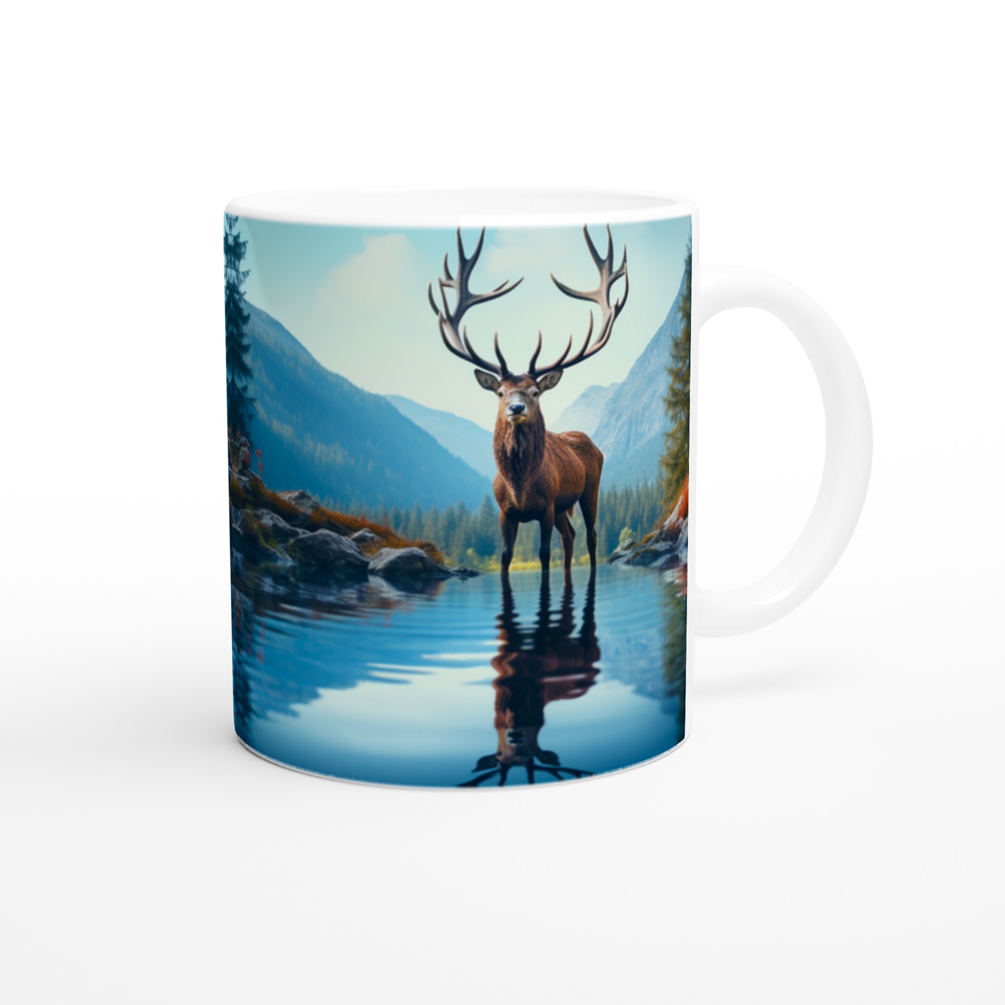 Majestätisk Älg vid Sjön – 11oz Keramisk Mugg i Valfri Färg 9 fd48ce1e-9879-43f1-afa3-72a08b34294a