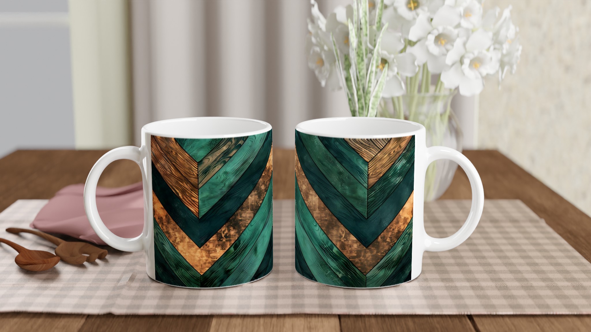 Vit 11oz keramisk mugg med geometriskt mönster i djupt grönt och koppartoner 10 3404b59b-af48-44e3-8c0e-a66a52afd8d4